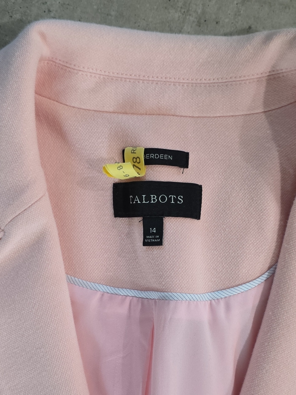 14 Talbot's Aberdeen Pink Women's Tailored Blazer - Classic Structured Jacket - Picture 3 of 10